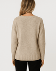 Etta | Women's Oversized Sweater – Cozy V-Neck Knit for Fall/Winter